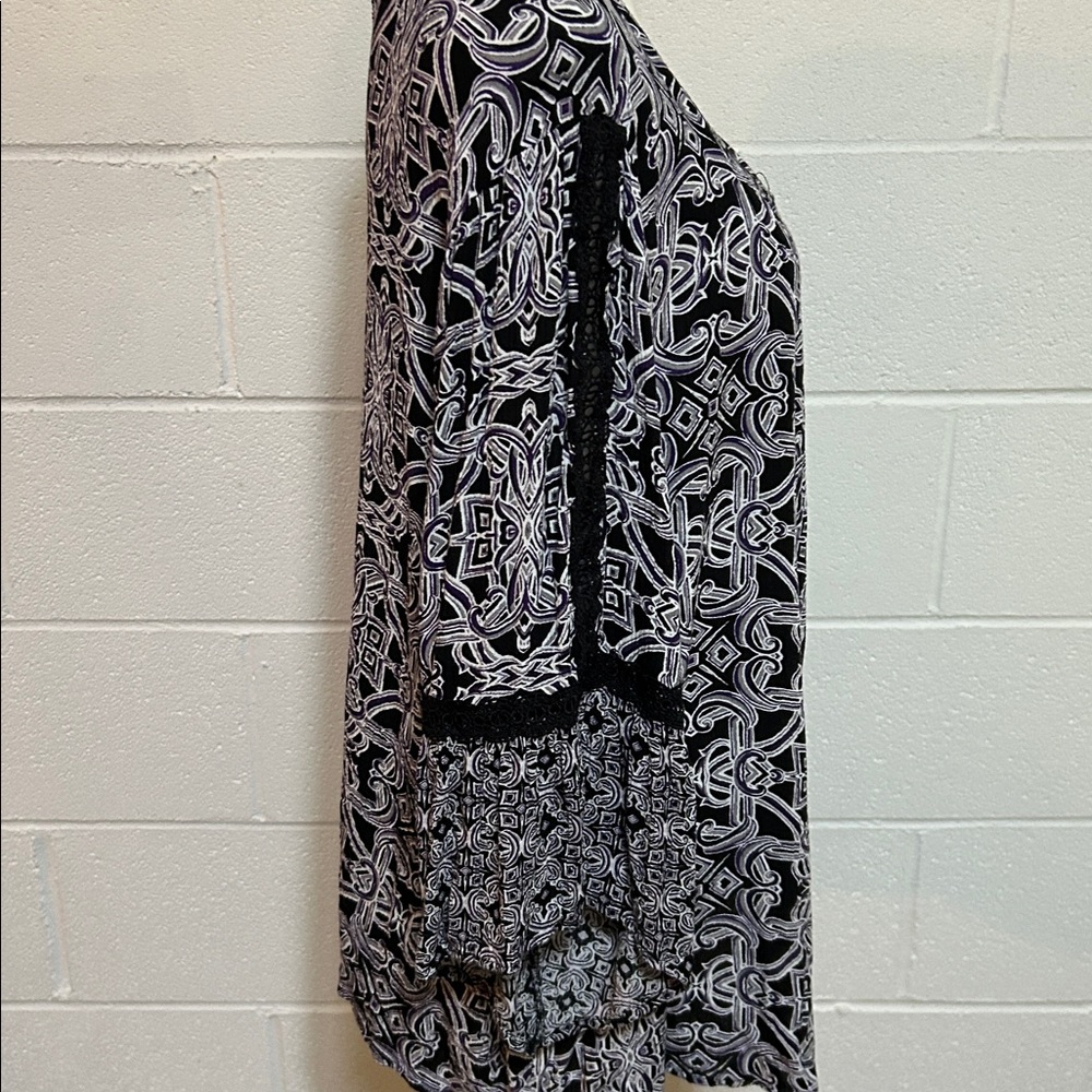 Cato Patterned Women's Top - Picture 6 of 9